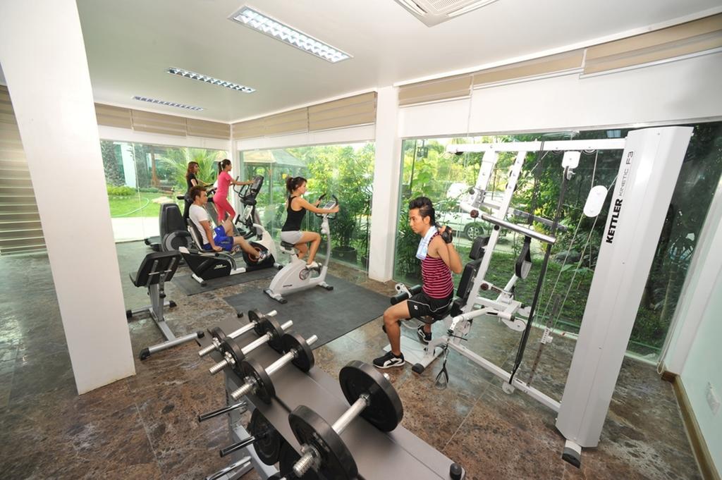 Palm Spring Resort Yangon Bagian luar foto