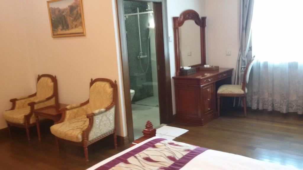 Palm Spring Resort Yangon Bagian luar foto