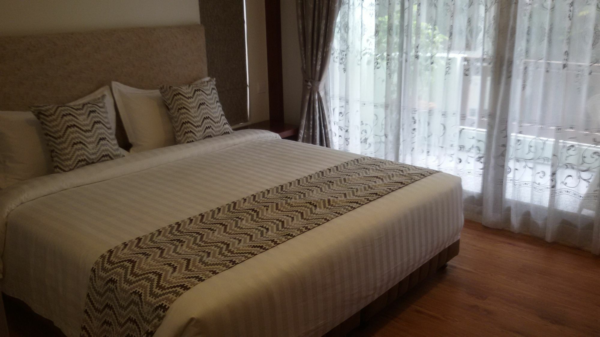 Palm Spring Resort Yangon Bagian luar foto