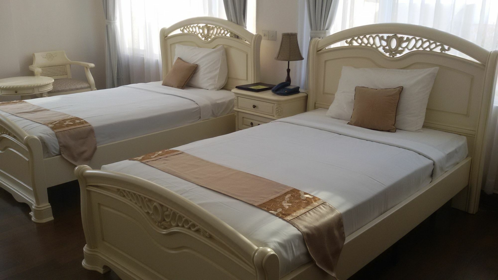 Palm Spring Resort Yangon Bagian luar foto