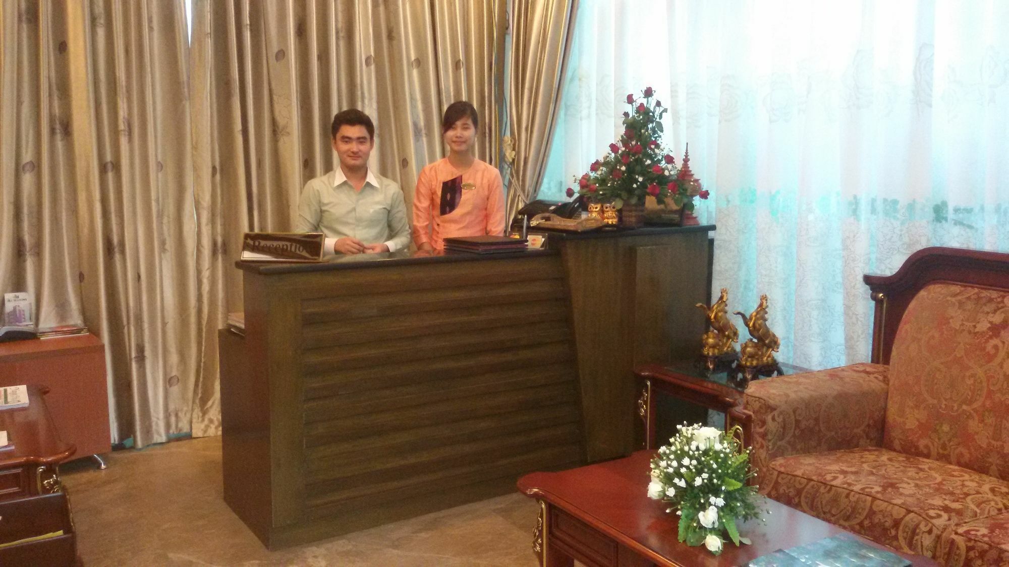Palm Spring Resort Yangon Bagian luar foto